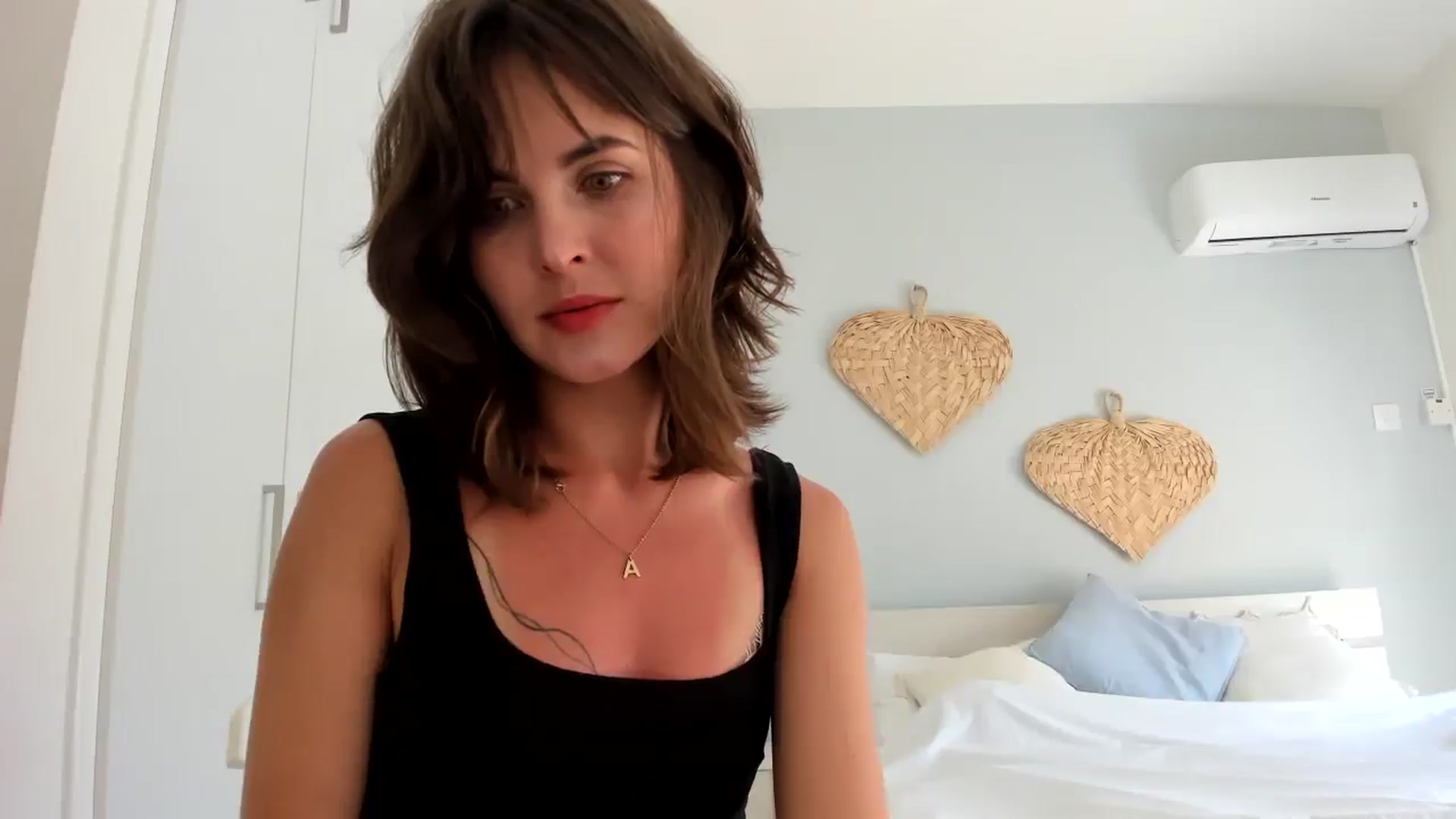 AhahaGirl video thumbnail