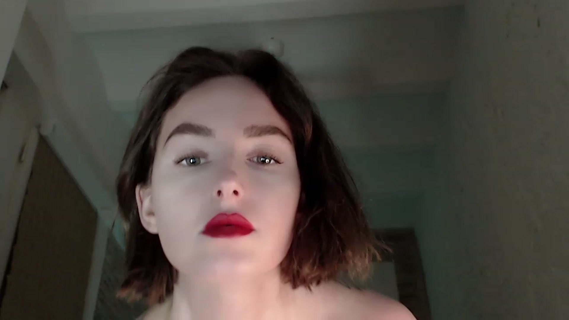 Red_Lips_Girl video thumbnail