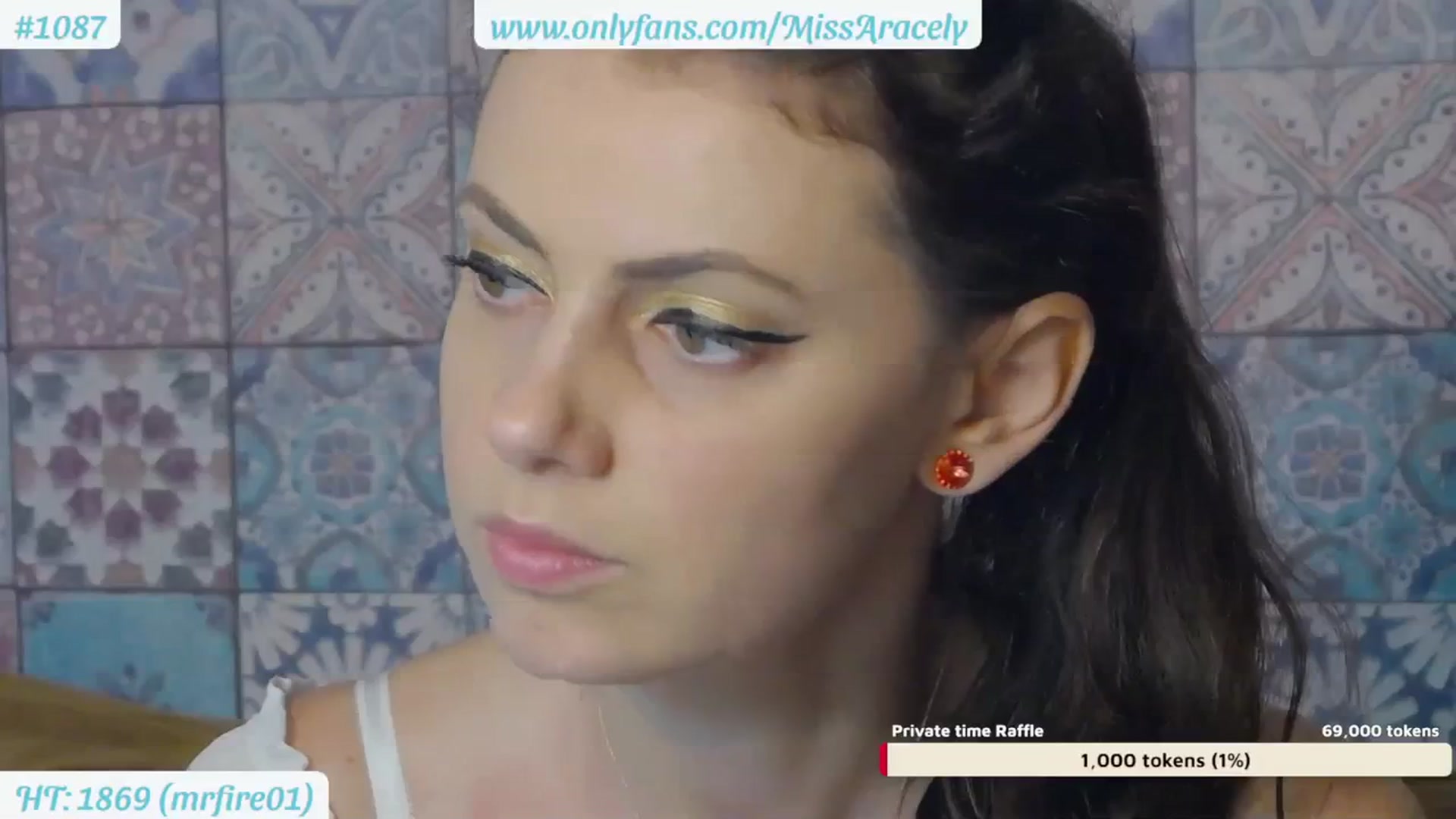 MissAracely video thumbnail