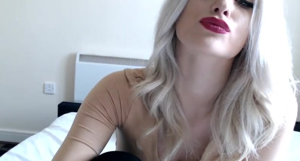 Kissofacobra video thumbnail