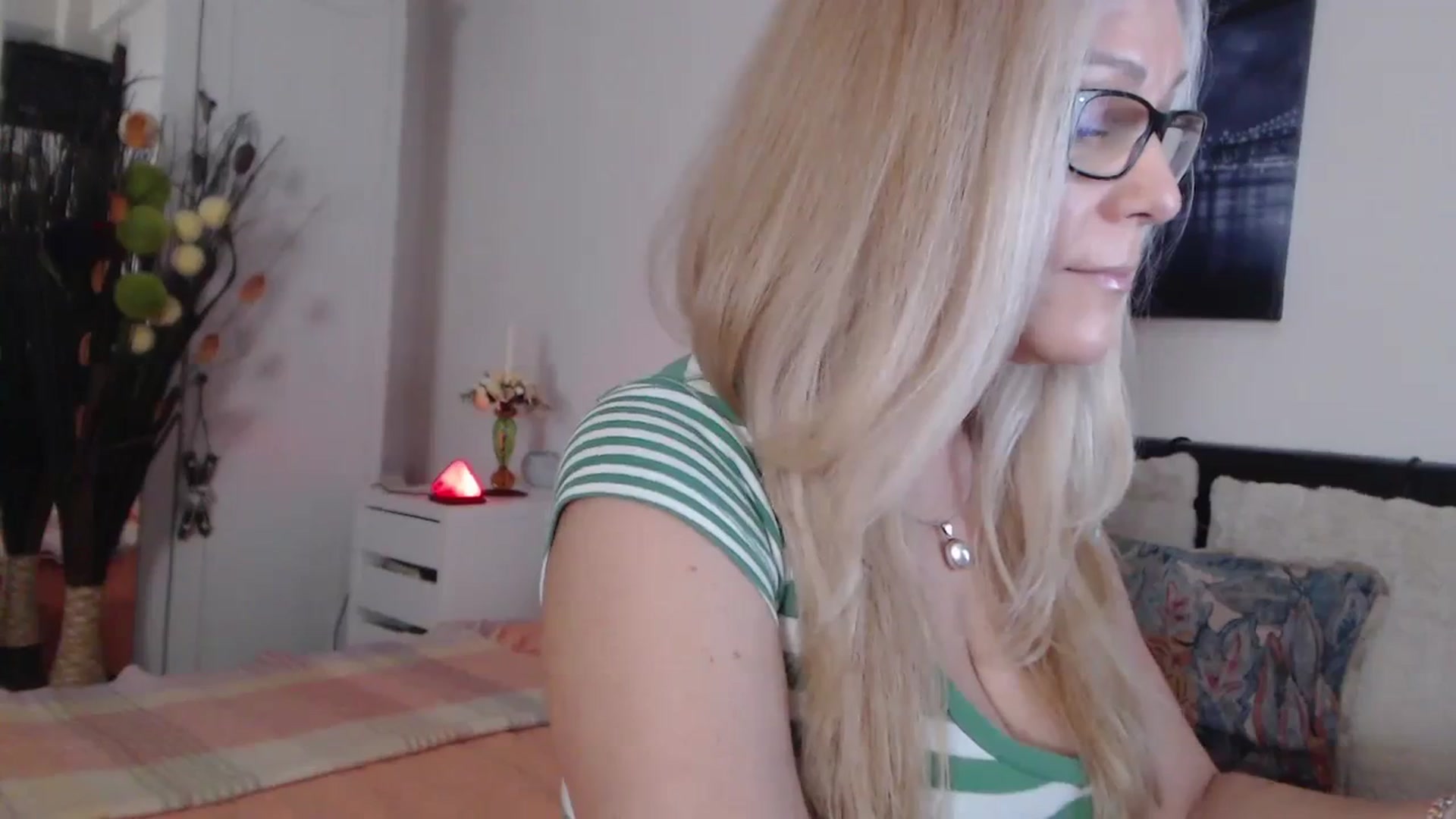 Reeya71 video thumbnail