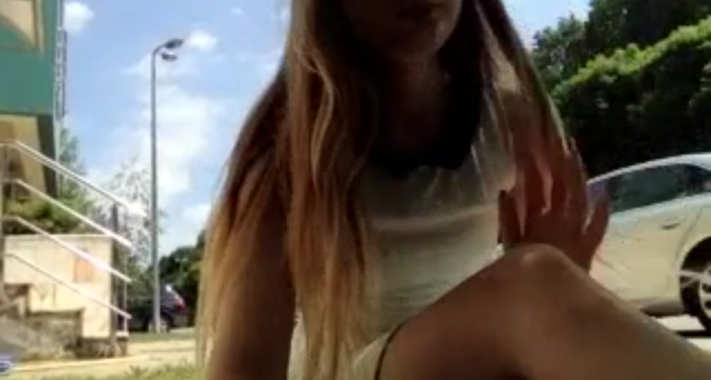 LuckyLoni video thumbnail