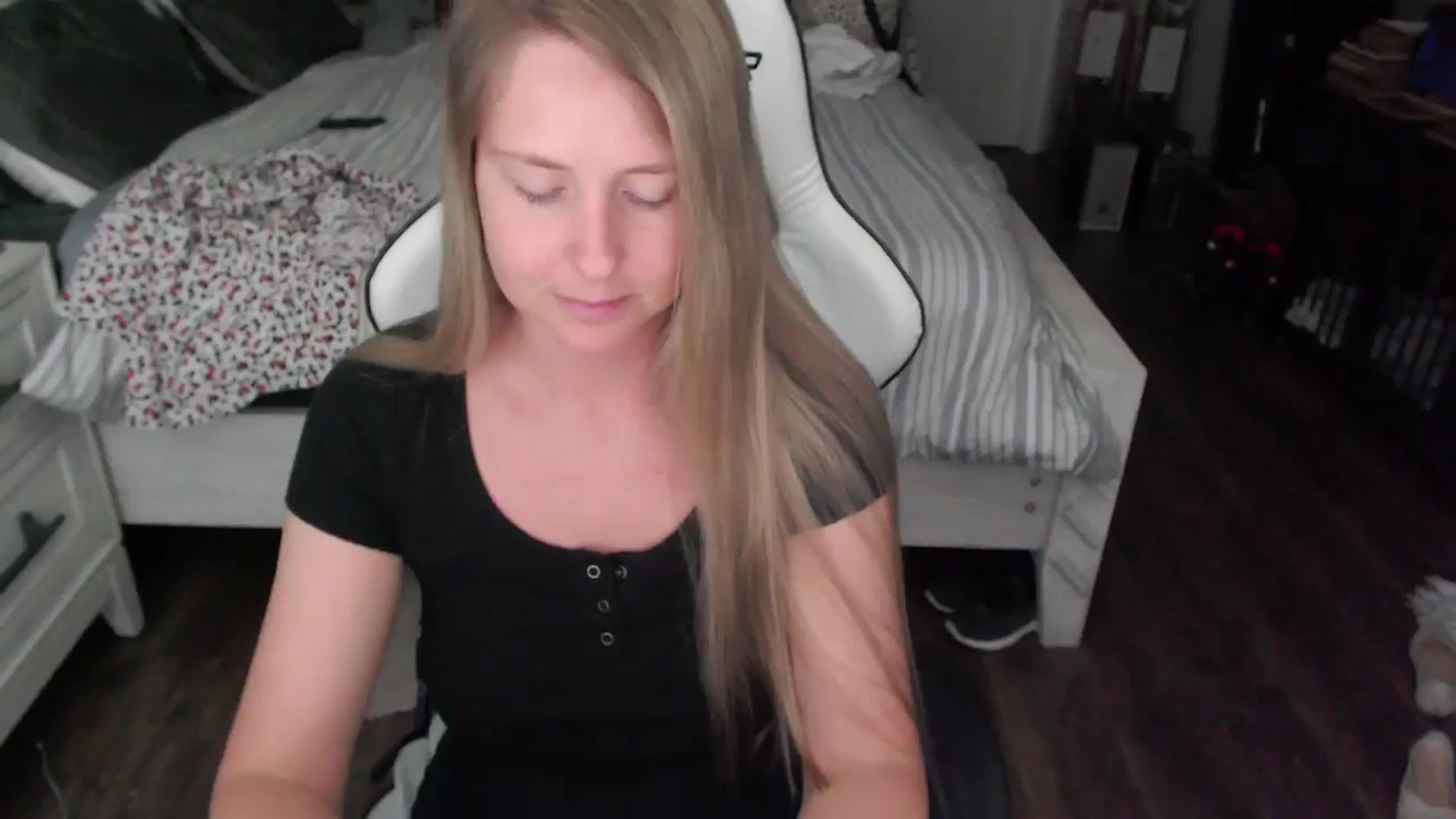 ZenZoey video thumbnail