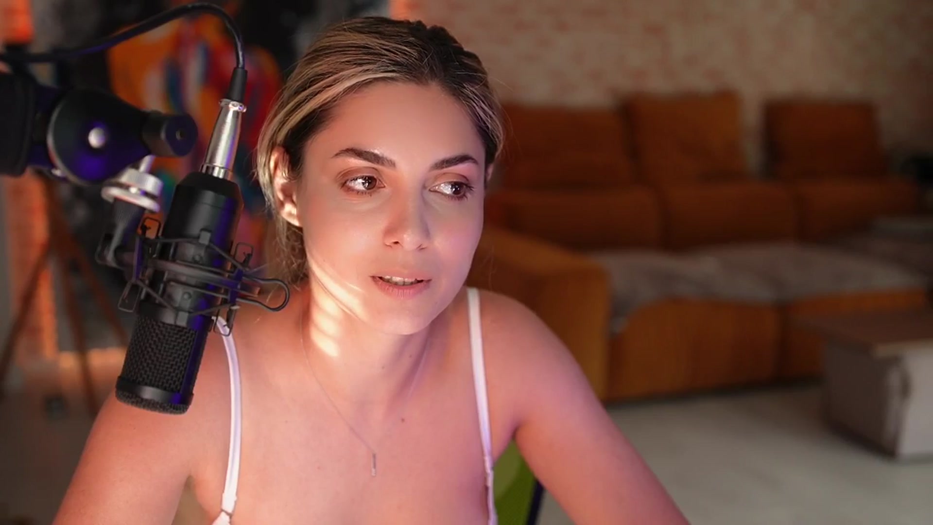 Allie_Synn video thumbnail