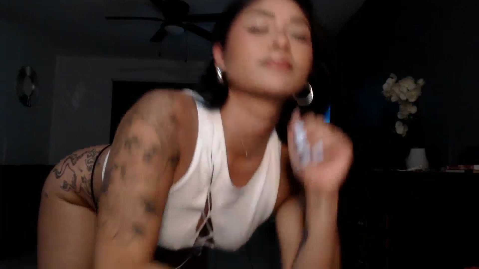 YourGoddessLu video thumbnail