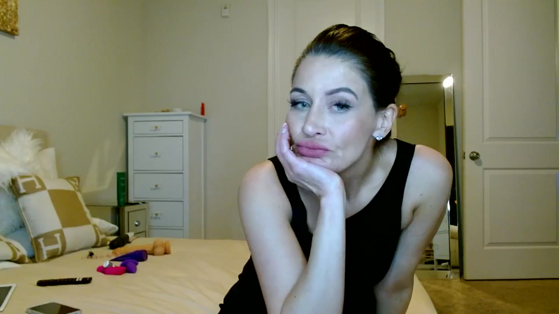 Noelles video thumbnail