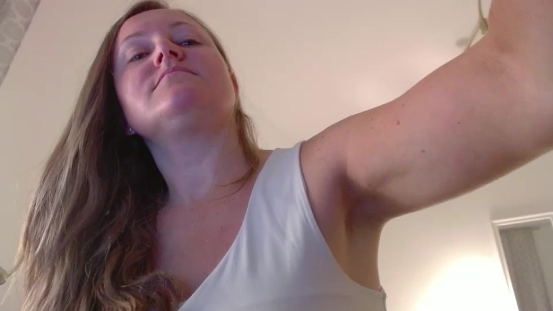 JustLily video thumbnail