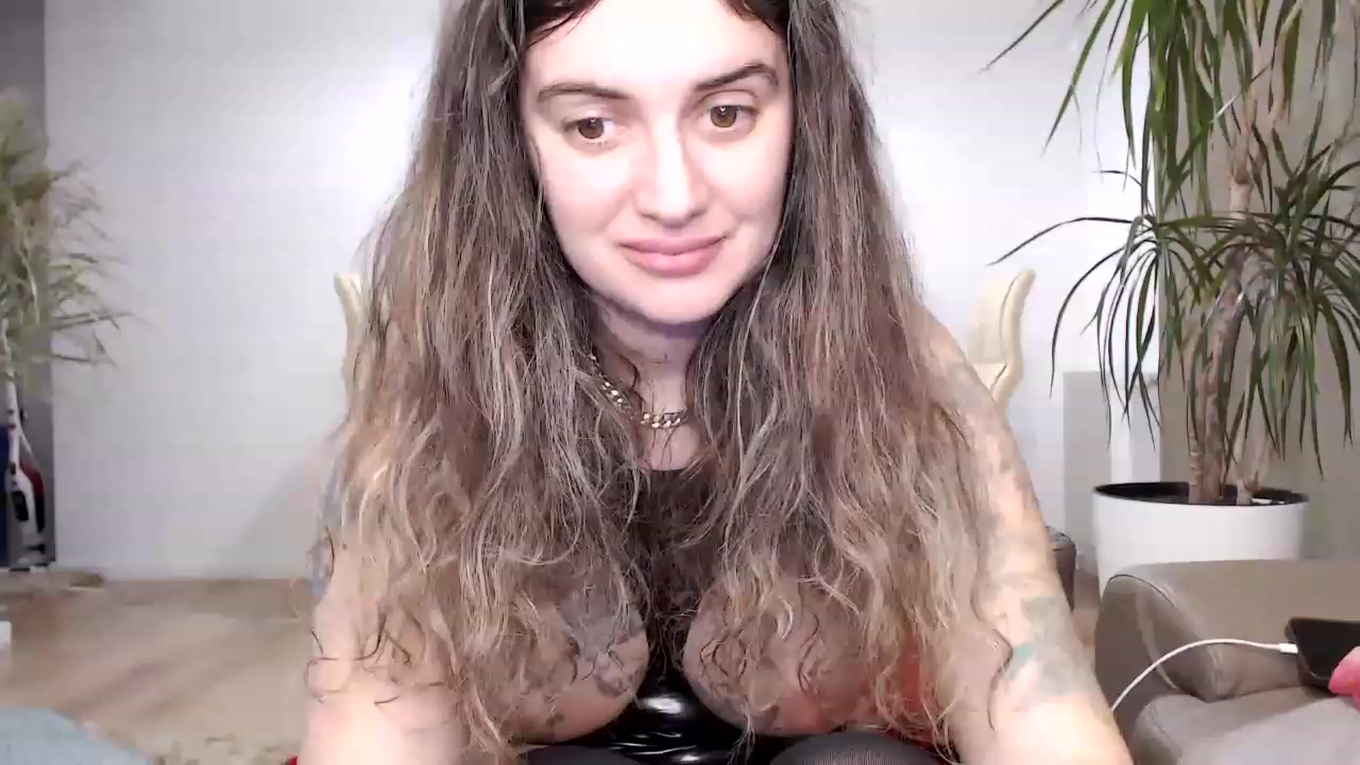 MissDivinna video thumbnail