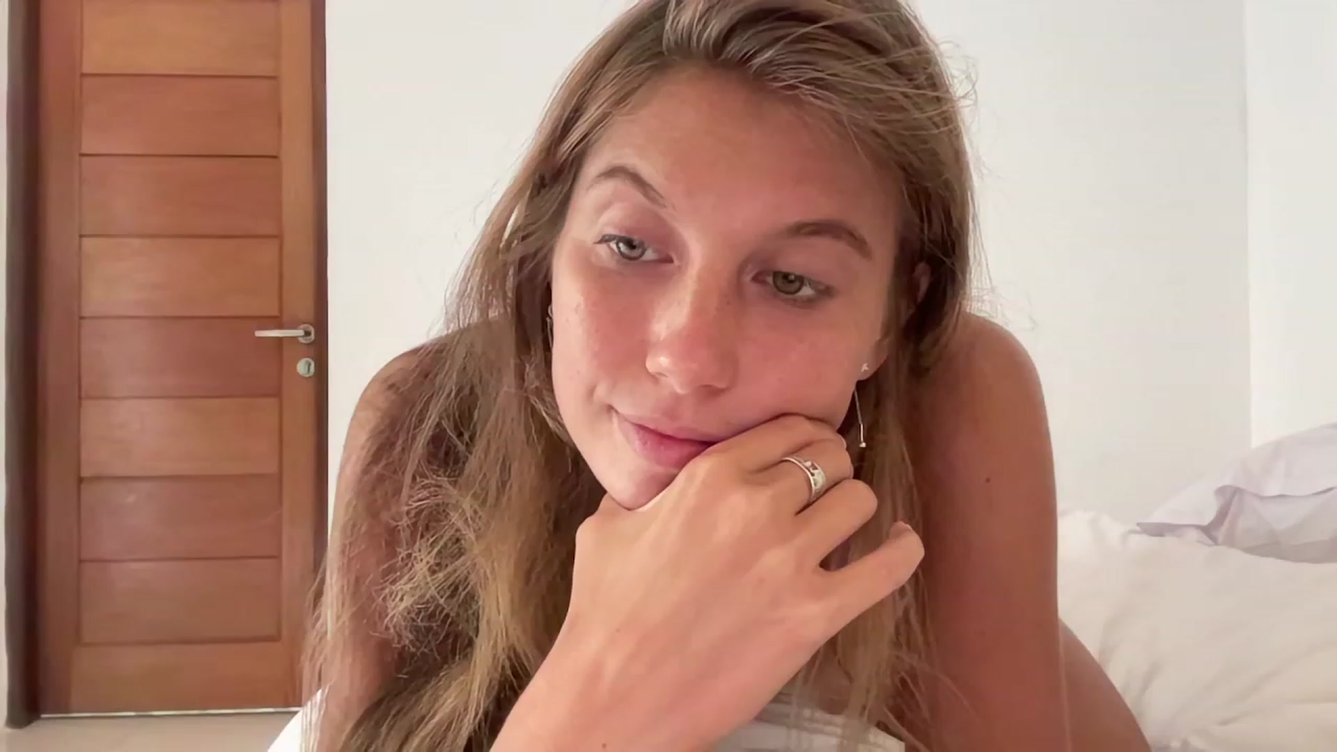 JasSurfGirl video thumbnail