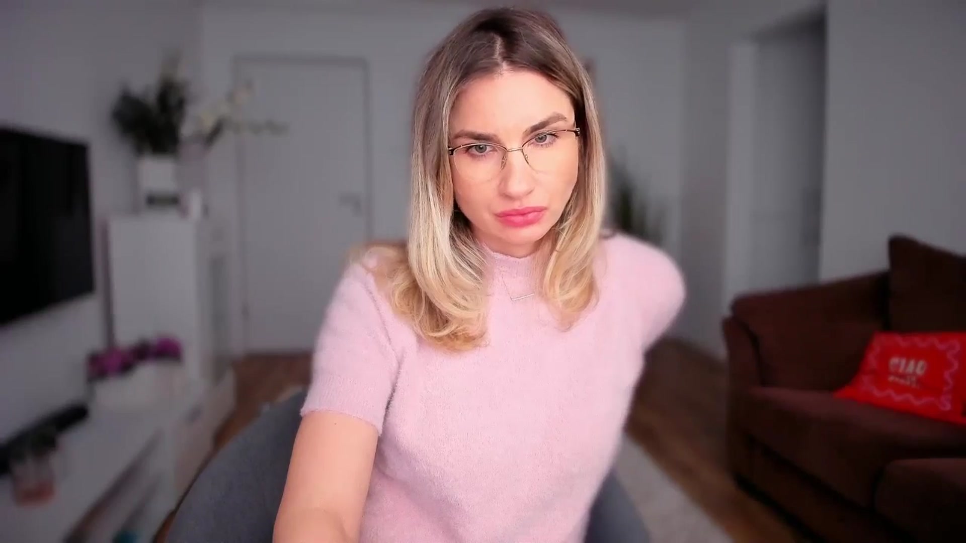 AlyMiss video thumbnail