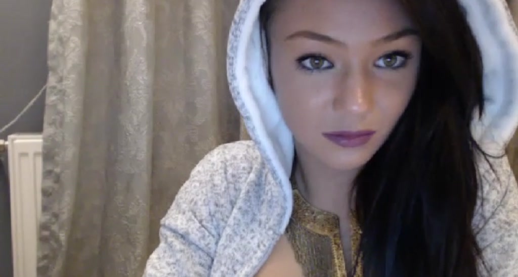 Yveline video thumbnail