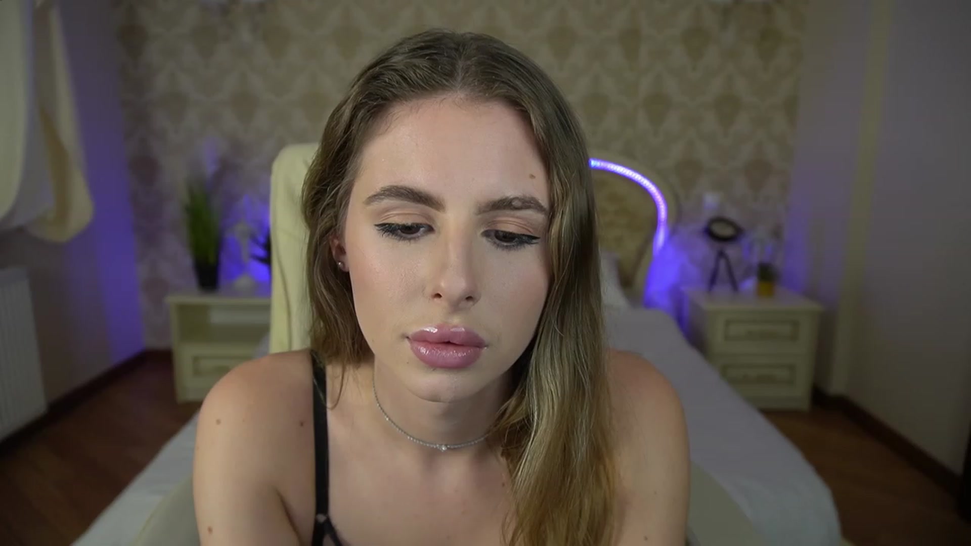 MissGadriela video thumbnail