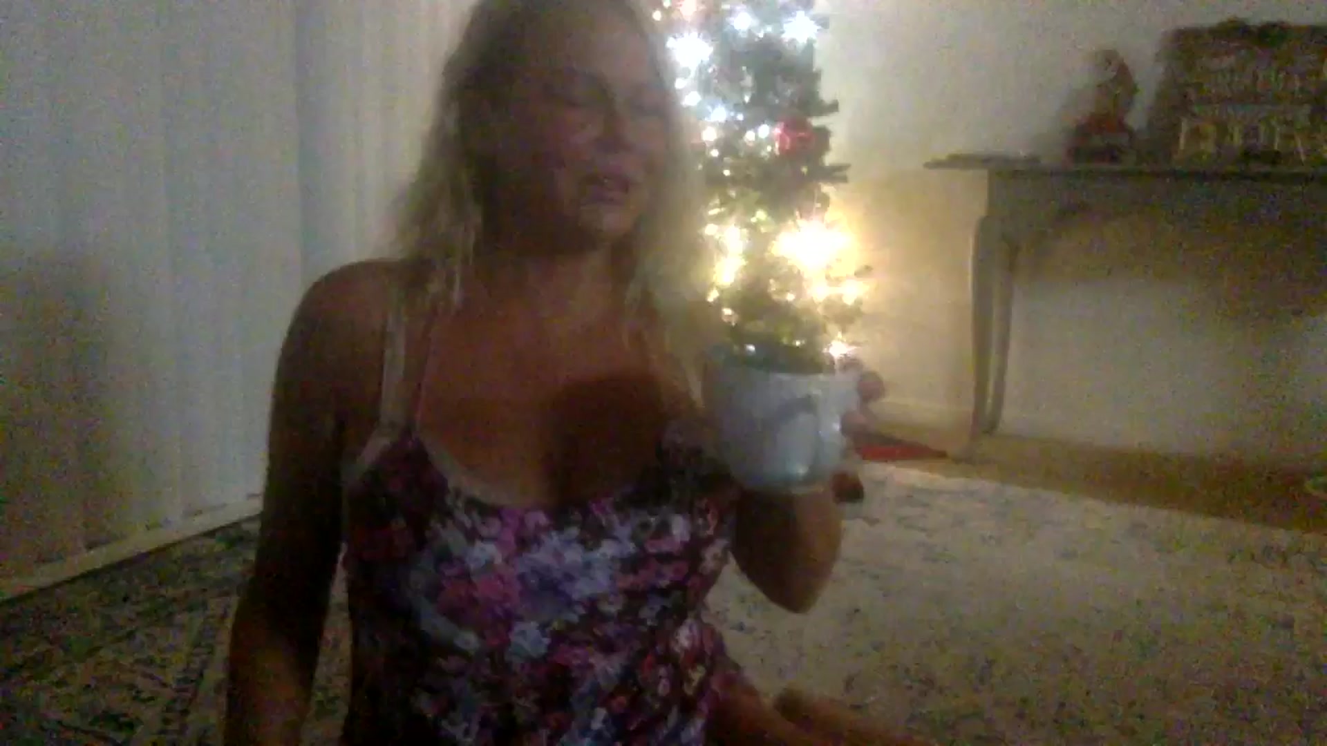 Hotpinkbox00 video thumbnail