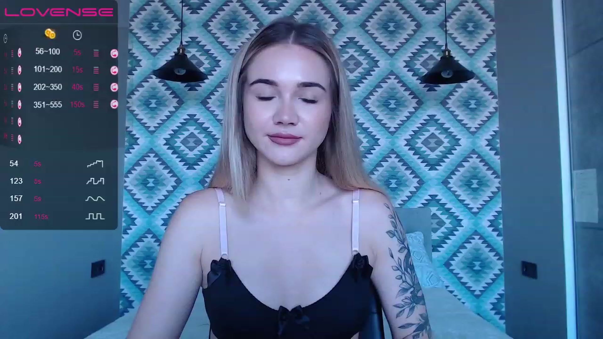 HolyMeow video thumbnail