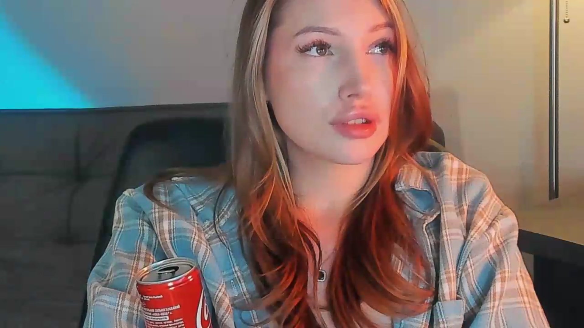 LovelyGin video thumbnail