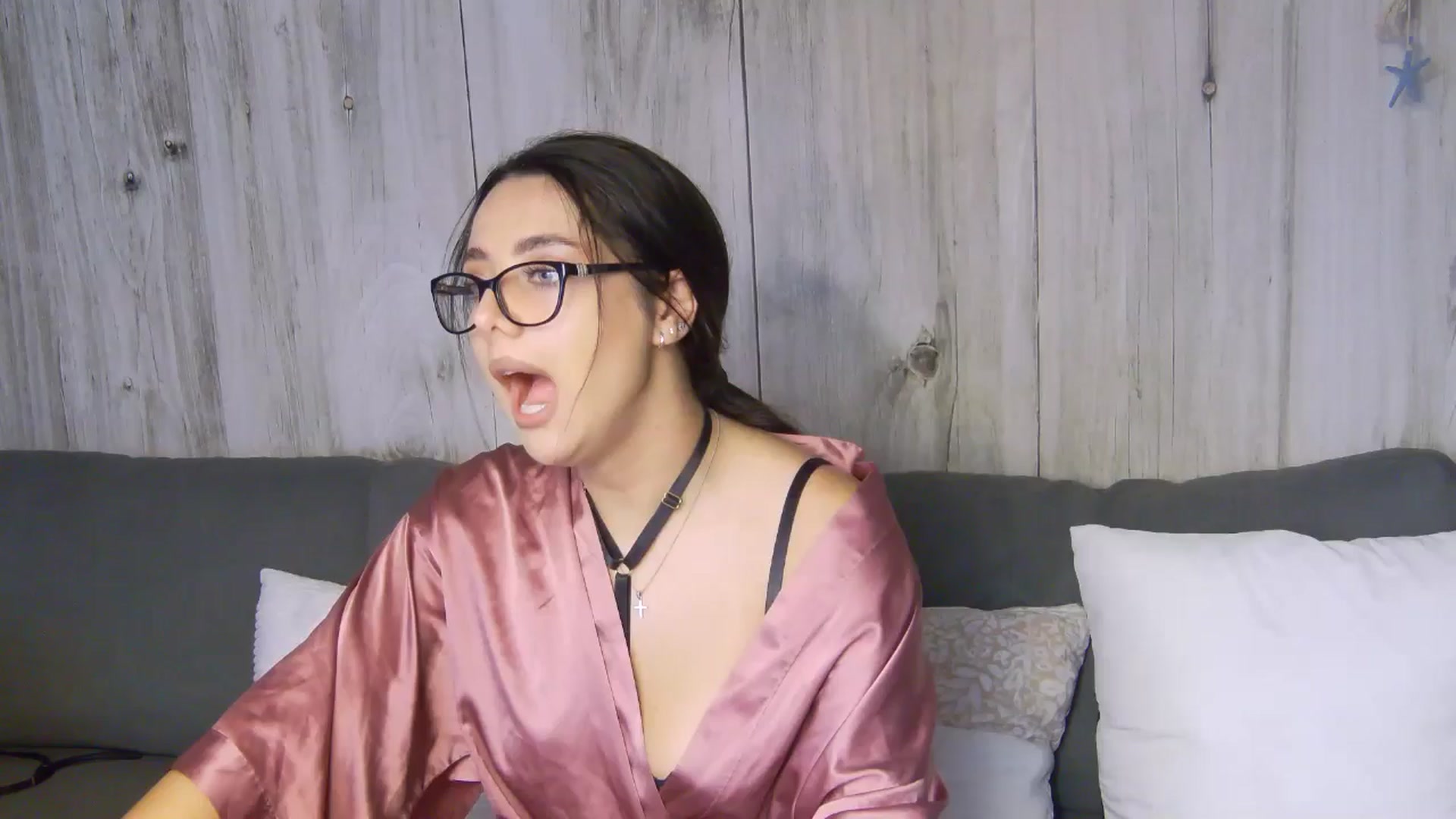 BellaMia video thumbnail