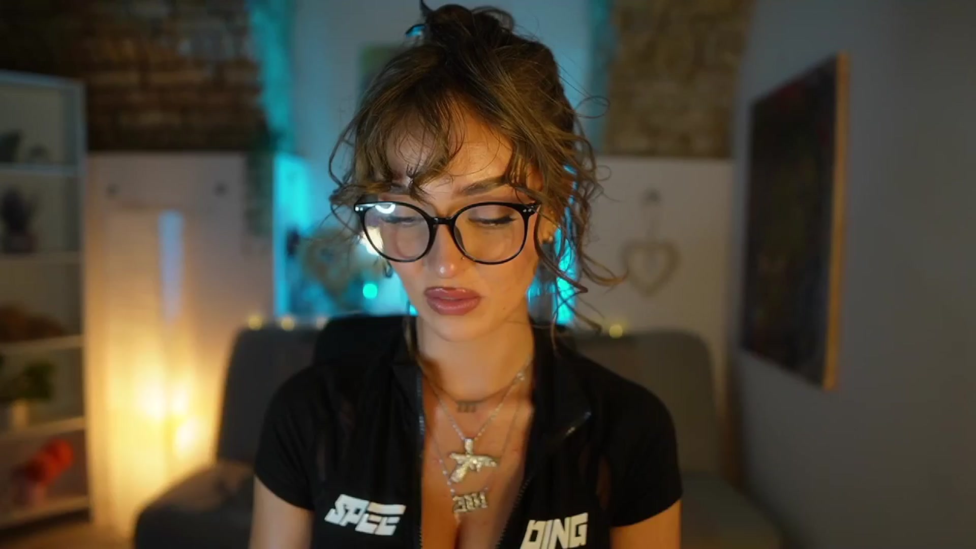 Clara_Mia video thumbnail