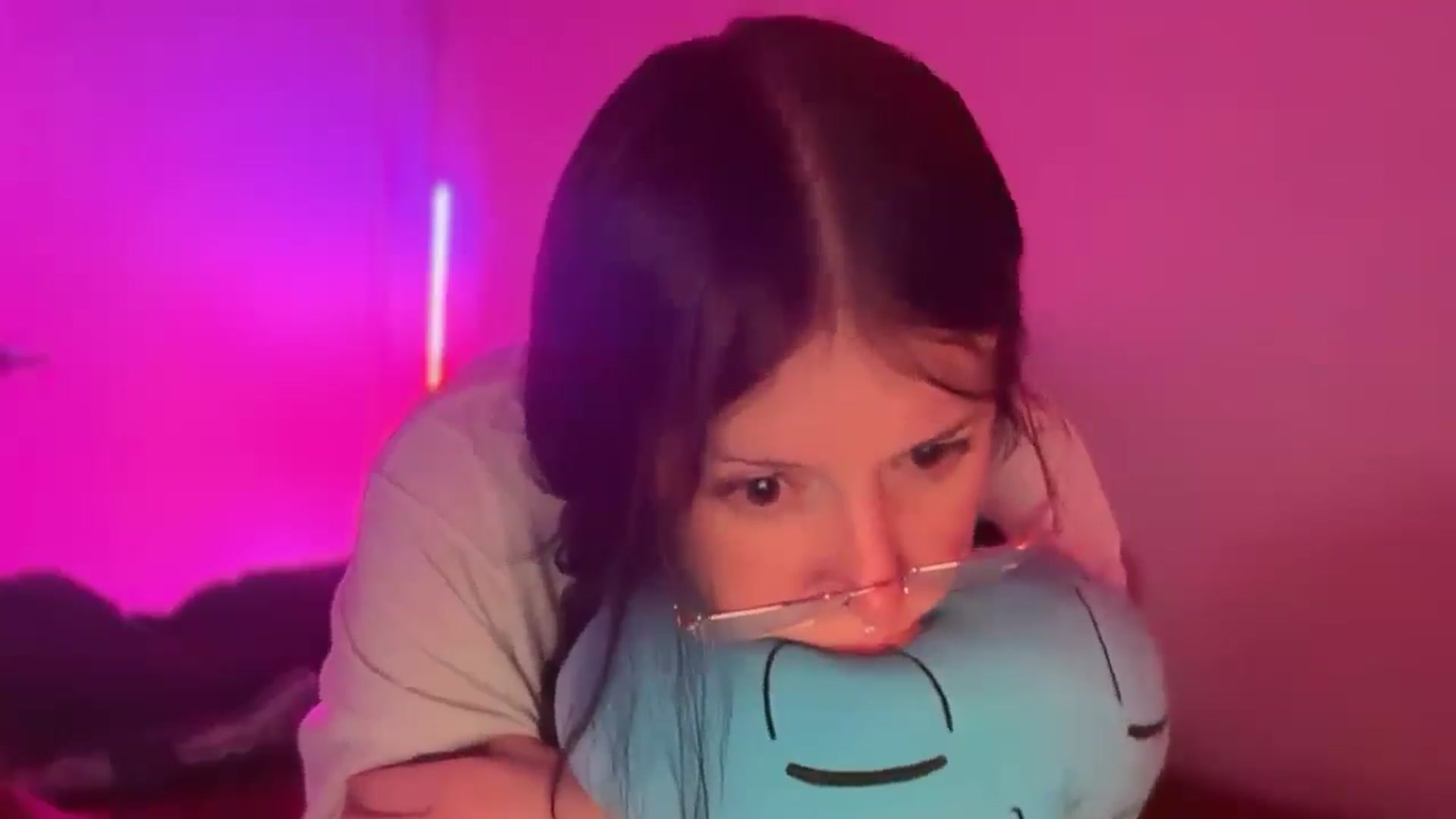 Vixendrips video thumbnail