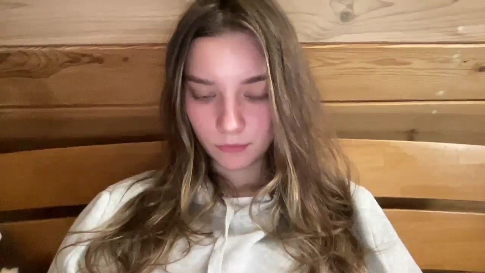 Shinie_ video thumbnail