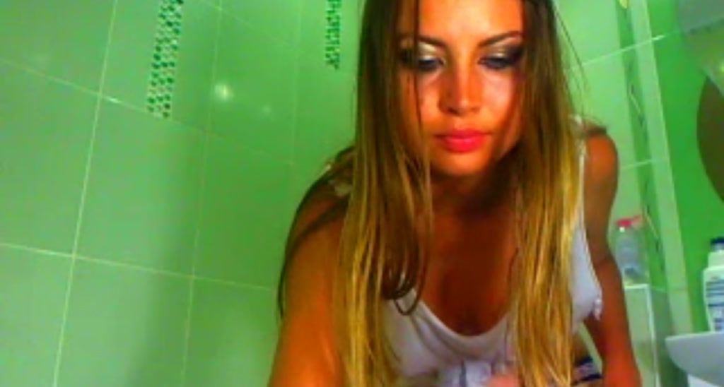 MsSnowWhite video thumbnail