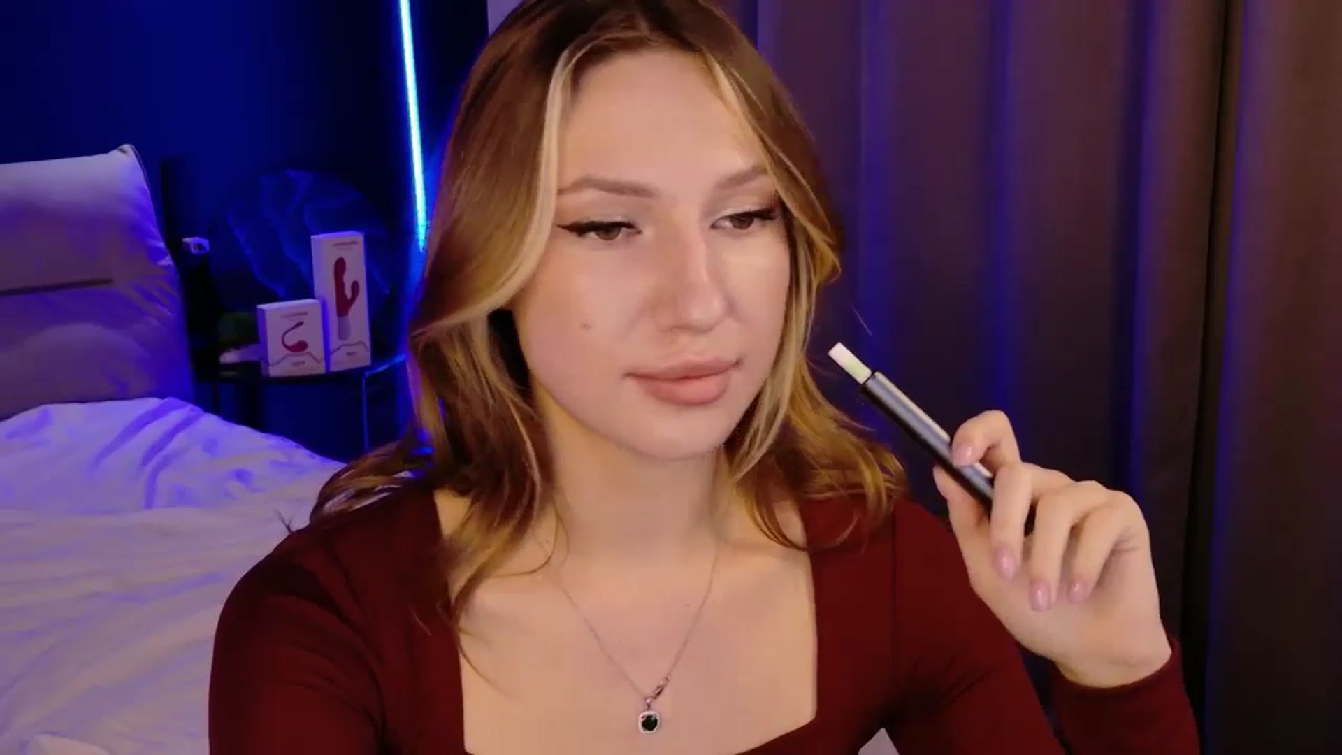 LovelyGin video thumbnail
