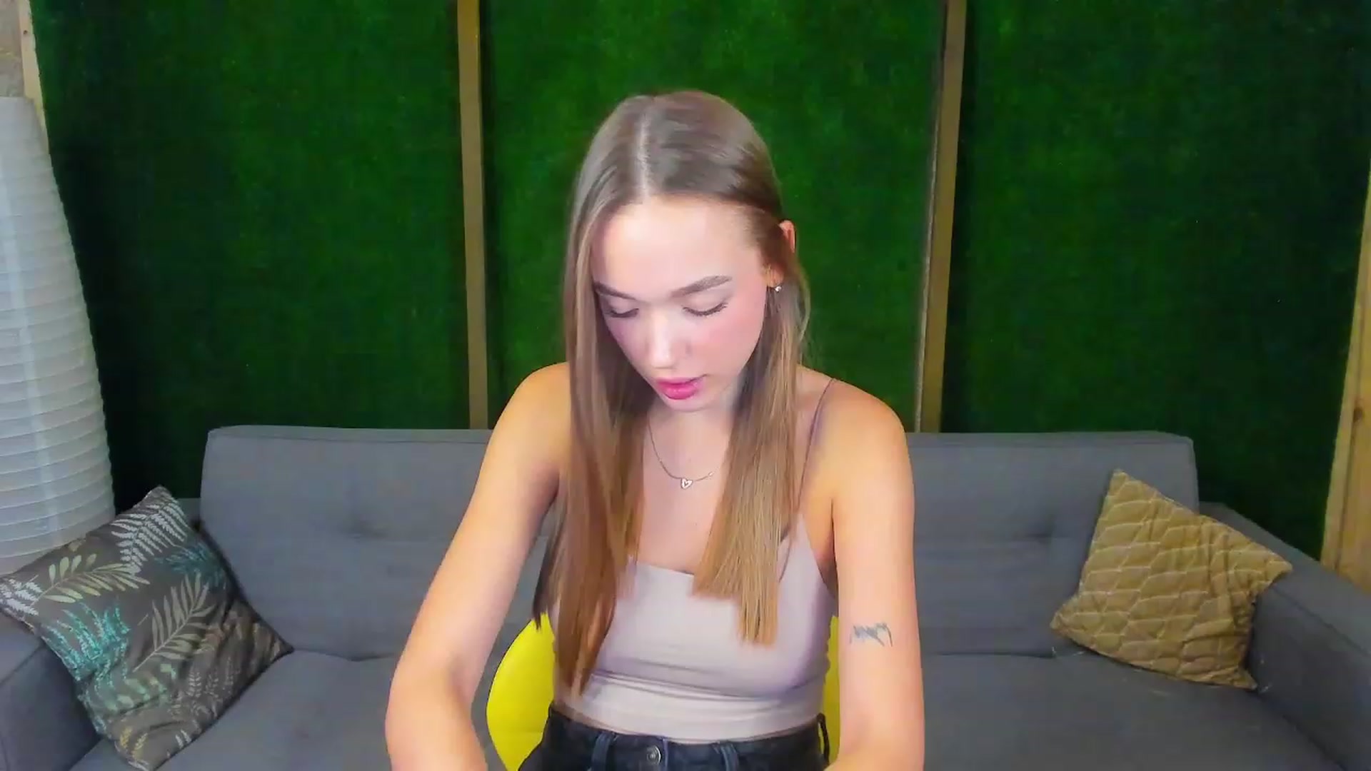 Crafty_Love video thumbnail