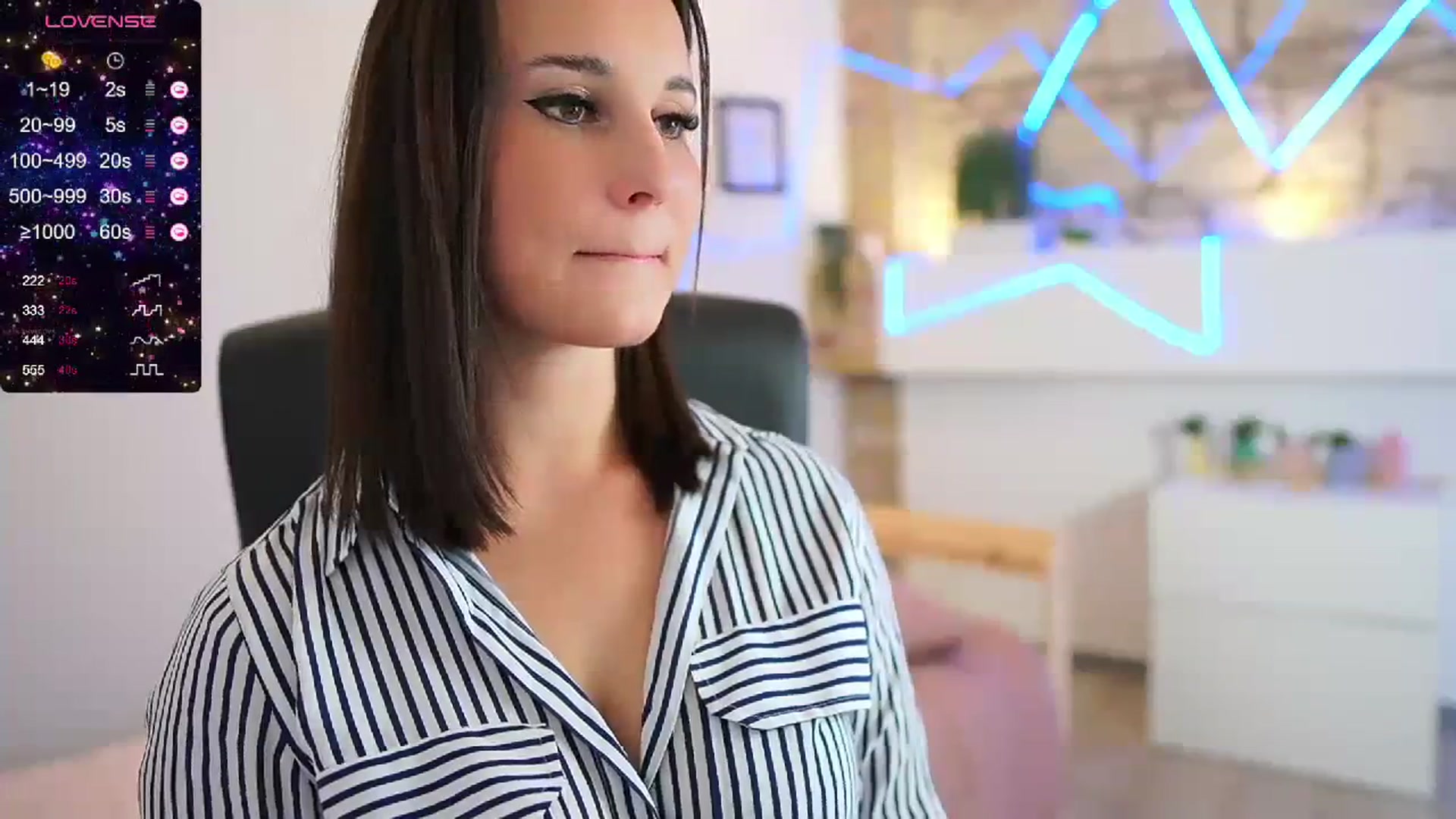 Liya__Silver_ video thumbnail