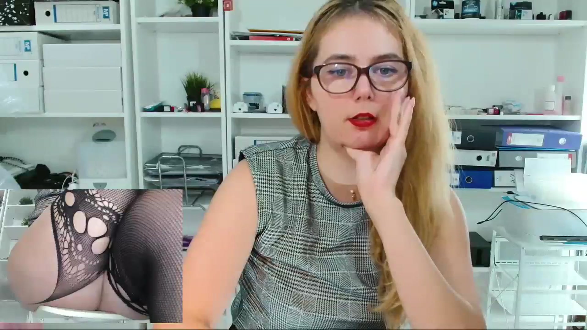 IT_Ariana video thumbnail