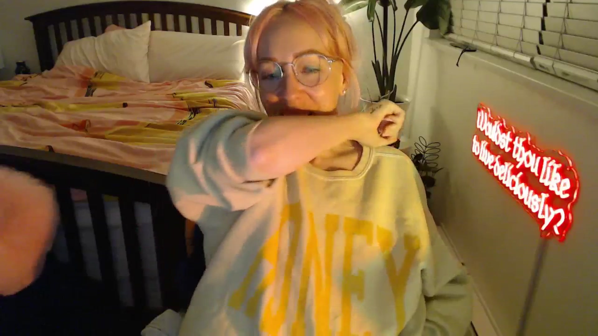 NahlaHoney video thumbnail