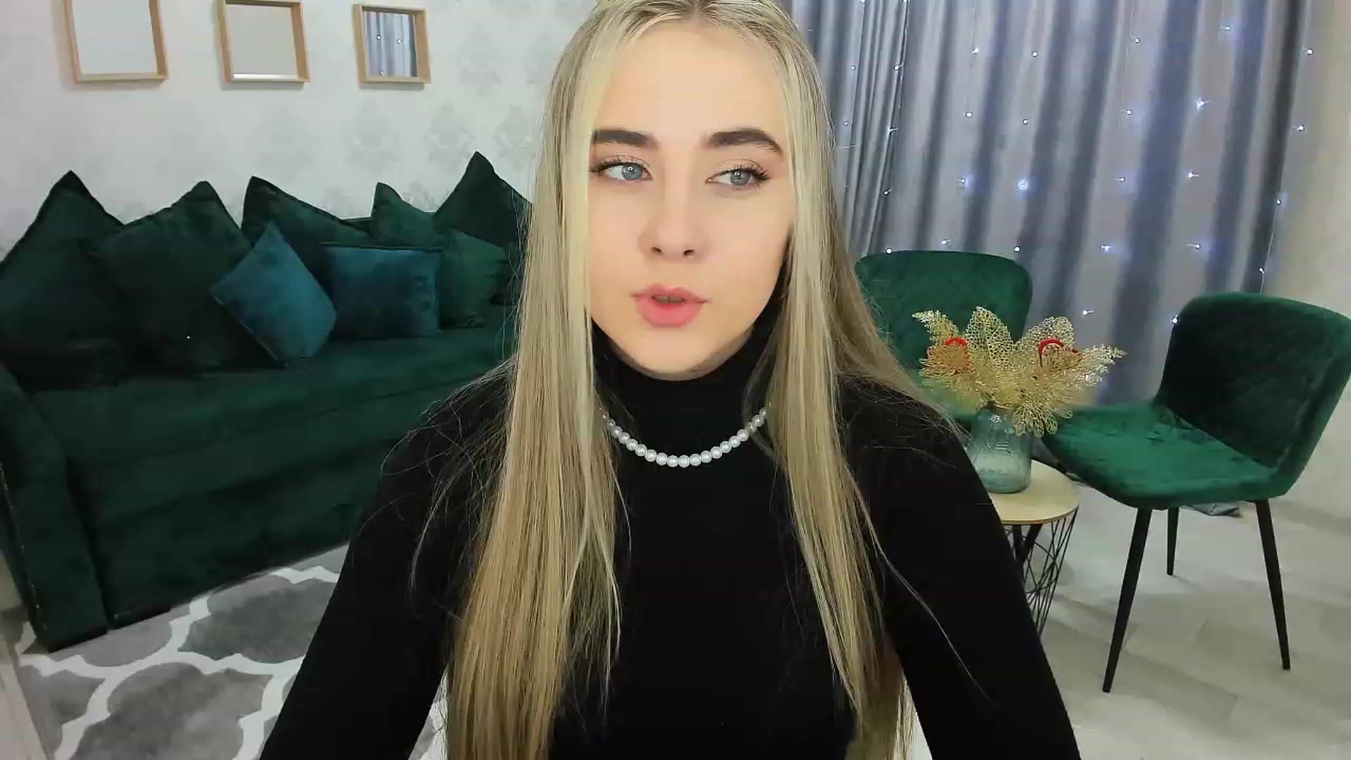 Auroraa__ video thumbnail