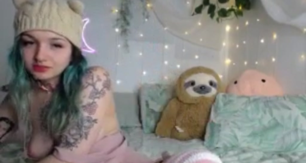 LilKittenLuna video thumbnail