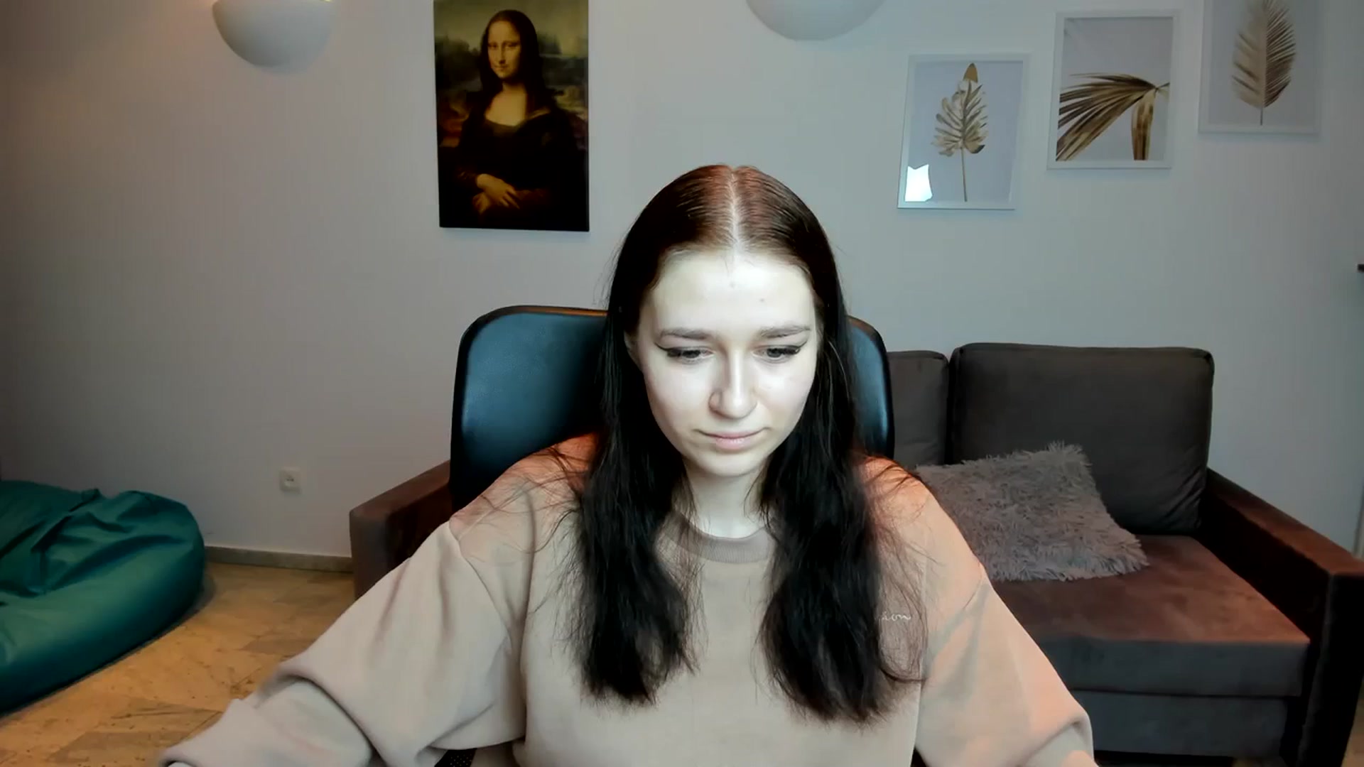 SsweetPeaches video thumbnail