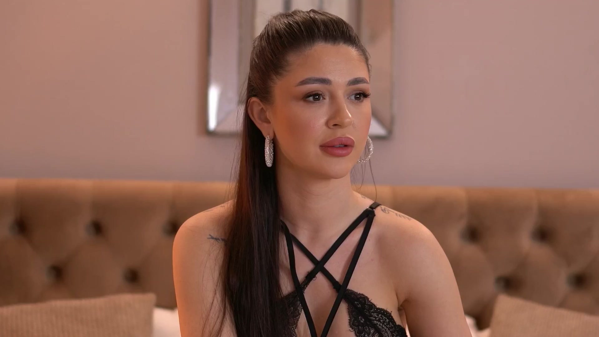 AshleyBae video thumbnail