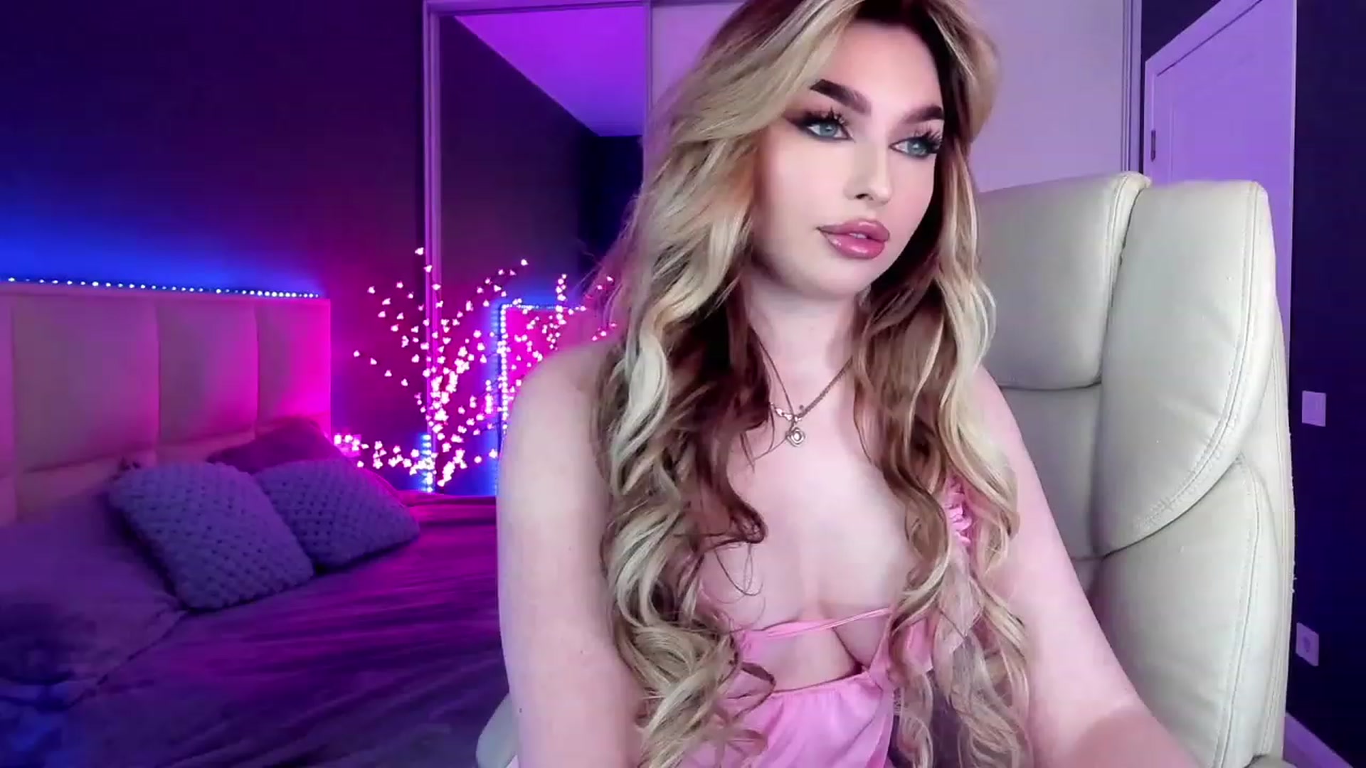DancingBabyy video thumbnail