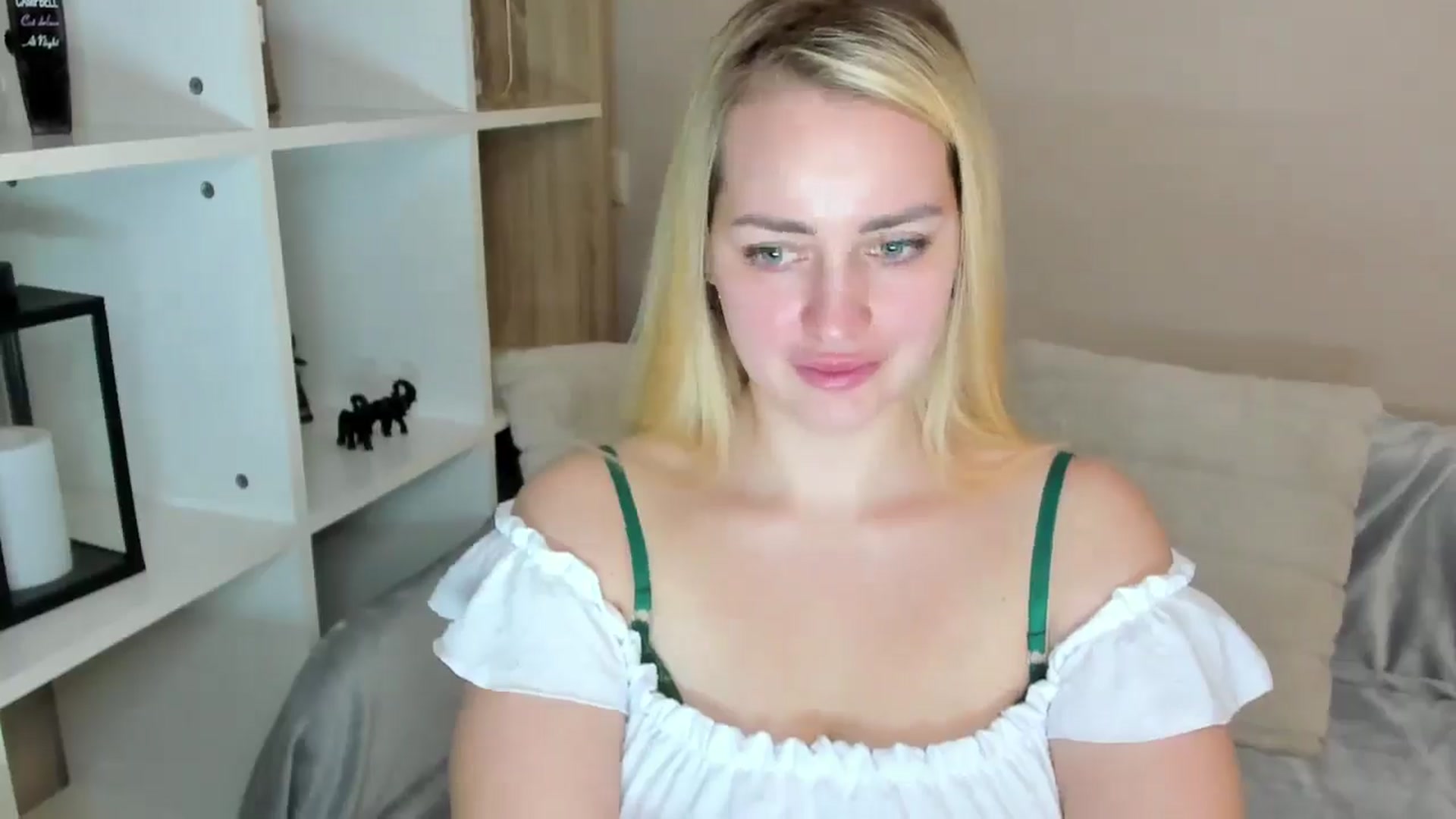 Katy__Berry video thumbnail