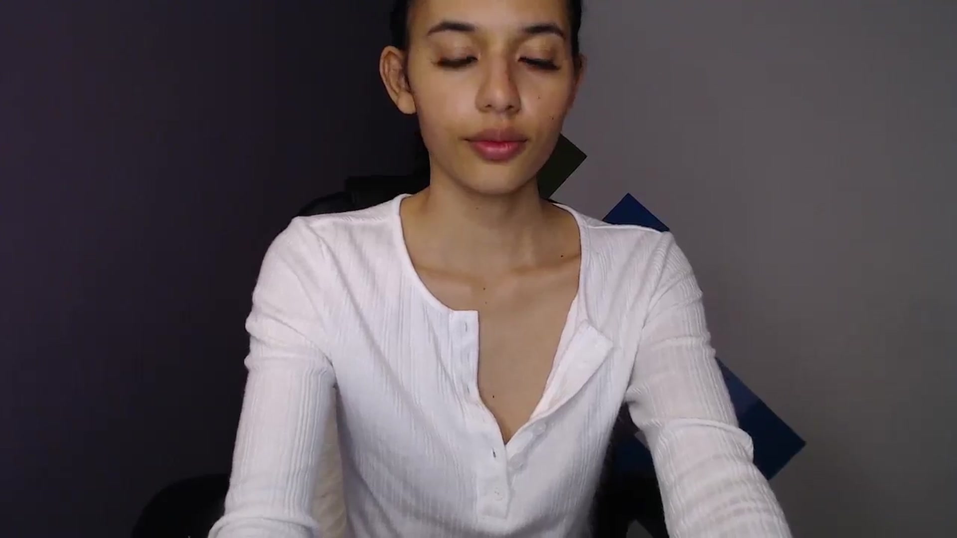 slim_pamella video thumbnail