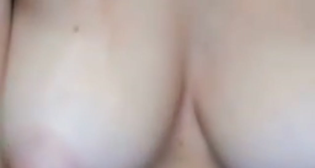 MissPig video thumbnail