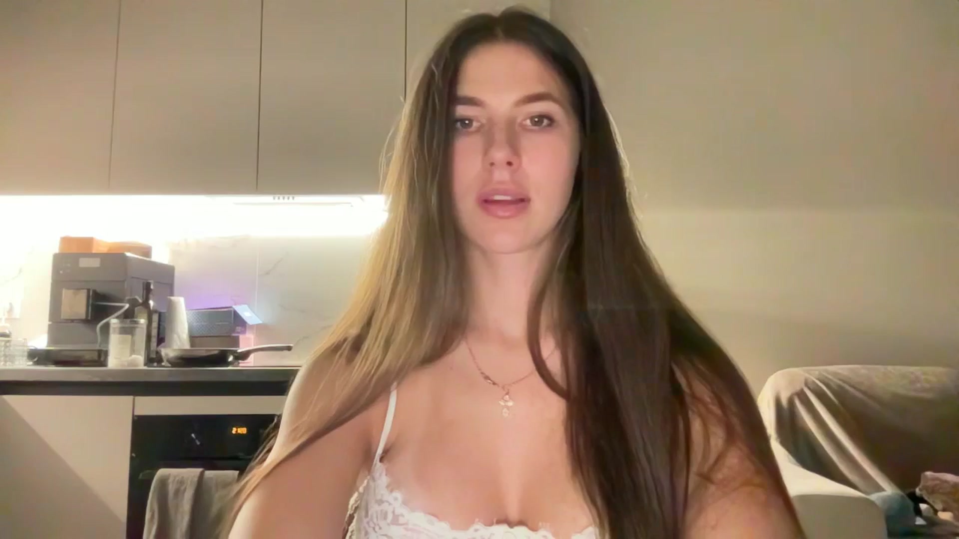 kissfreeze video thumbnail