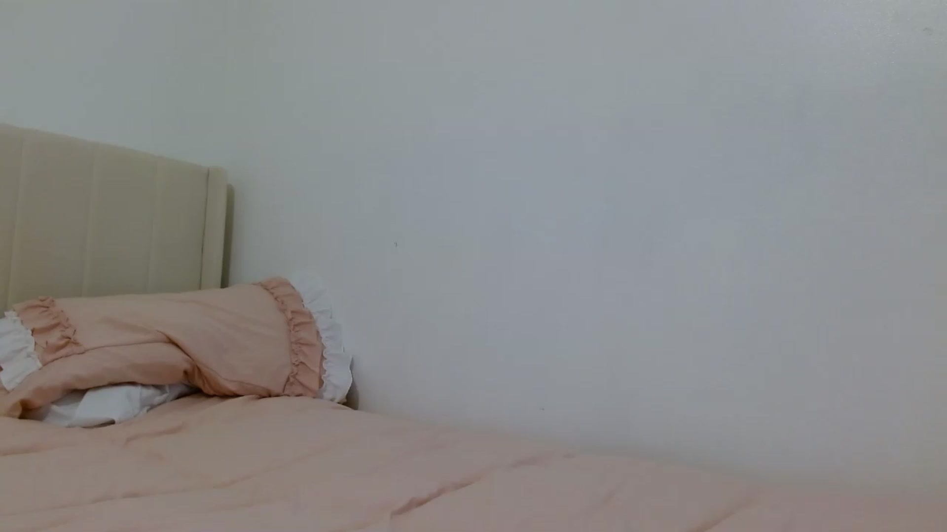 ElleBloom video thumbnail
