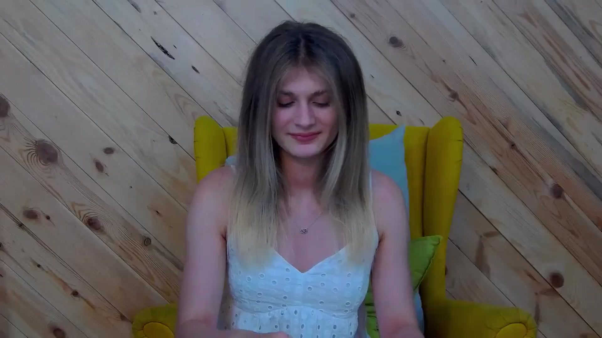 LeslieKat video thumbnail