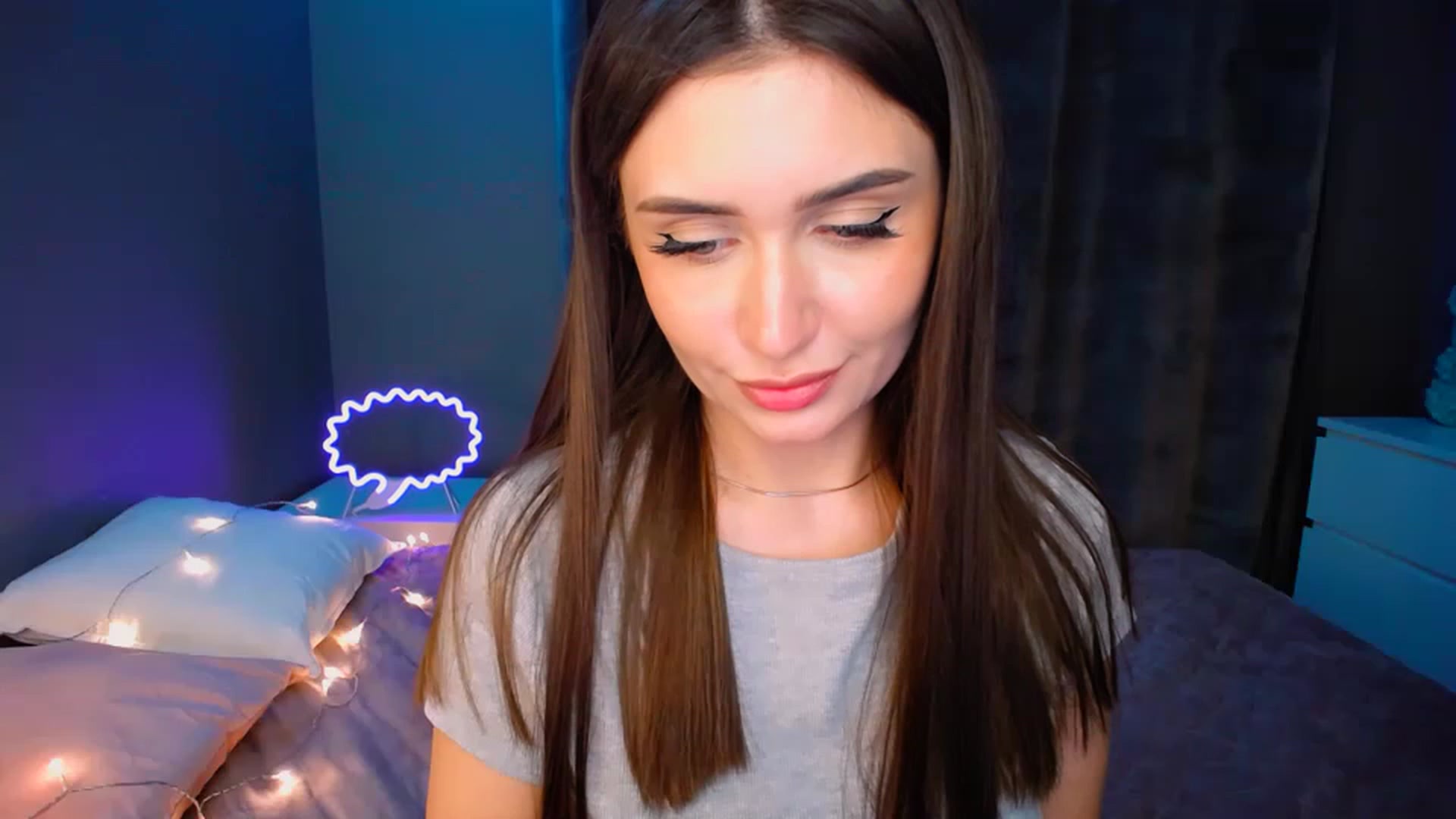 DollGlamourr video thumbnail