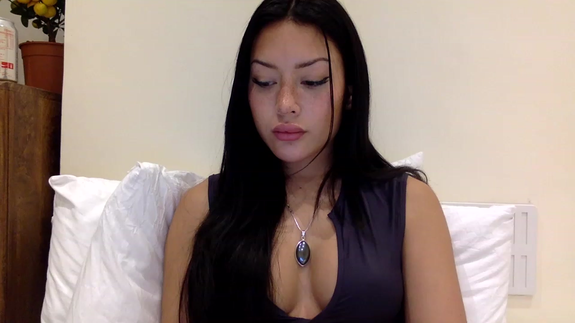 Miss_emiko video thumbnail