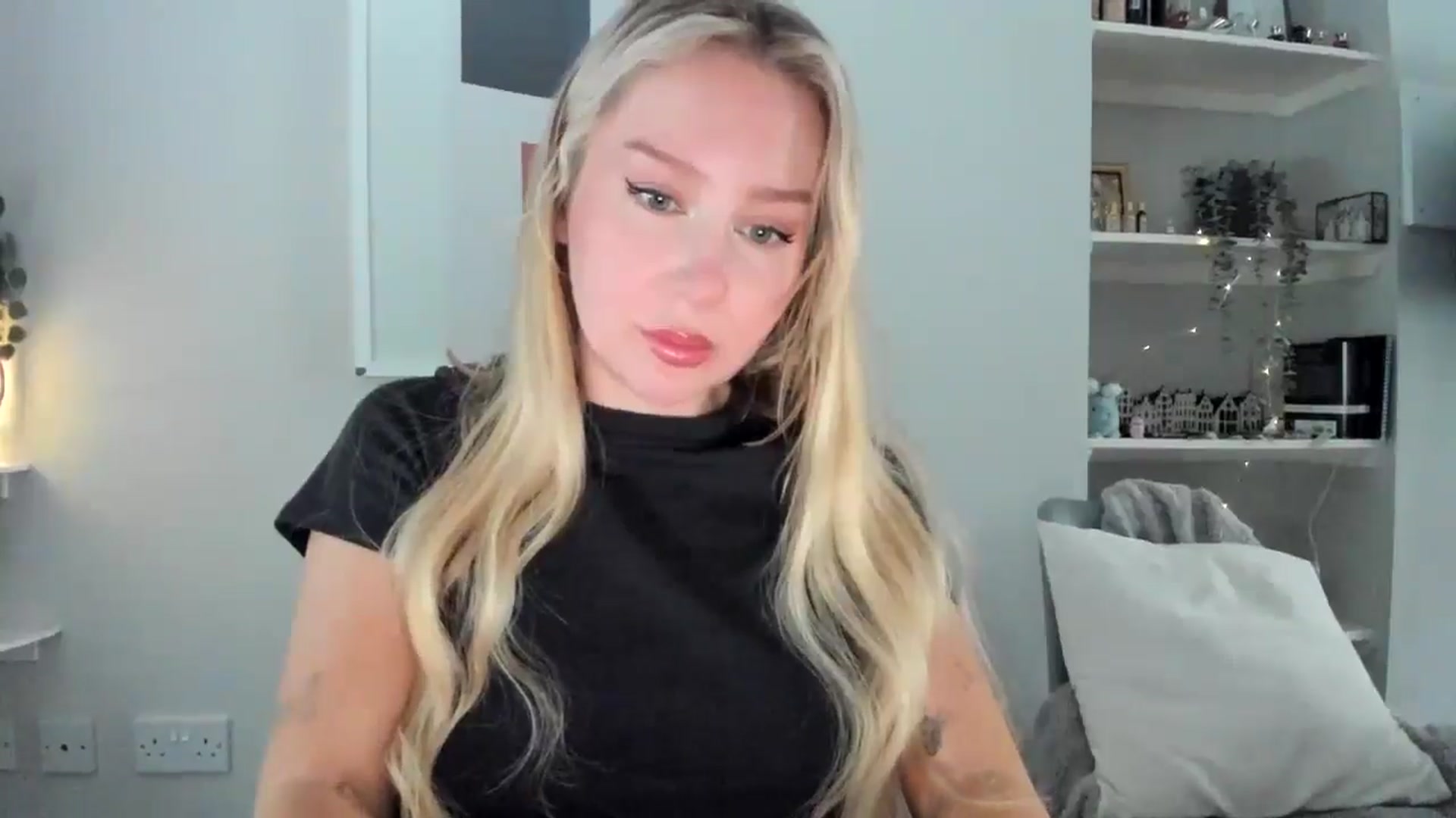 AvaCutie video thumbnail