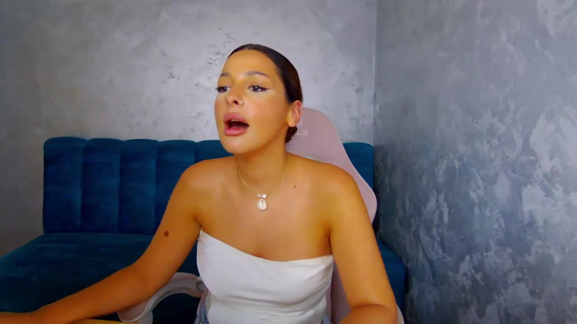 WonderWomann video thumbnail