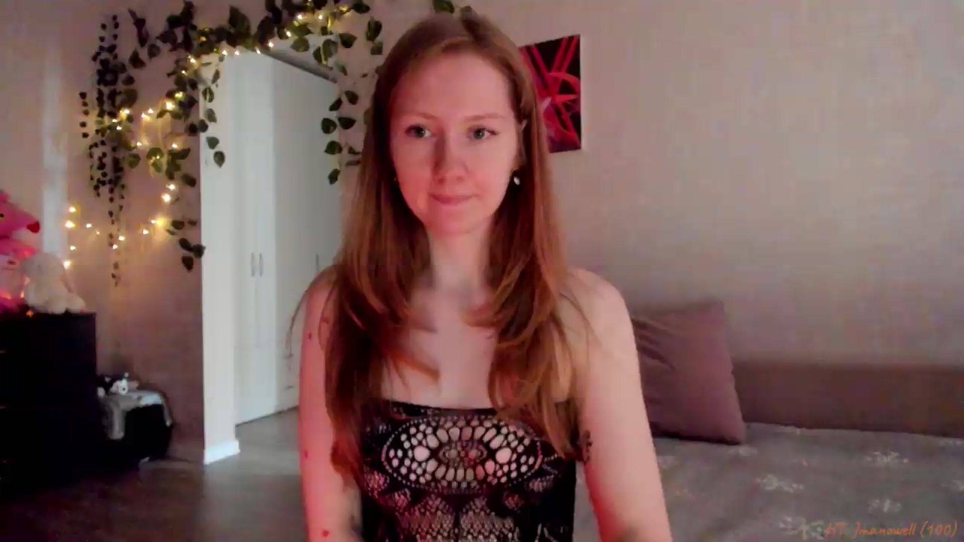 mnialice video thumbnail