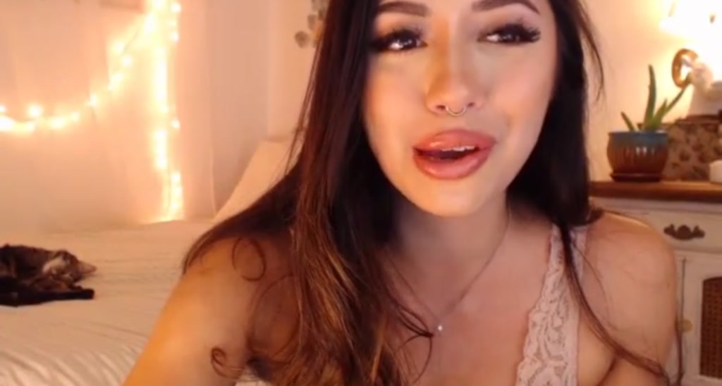RobinMae video thumbnail