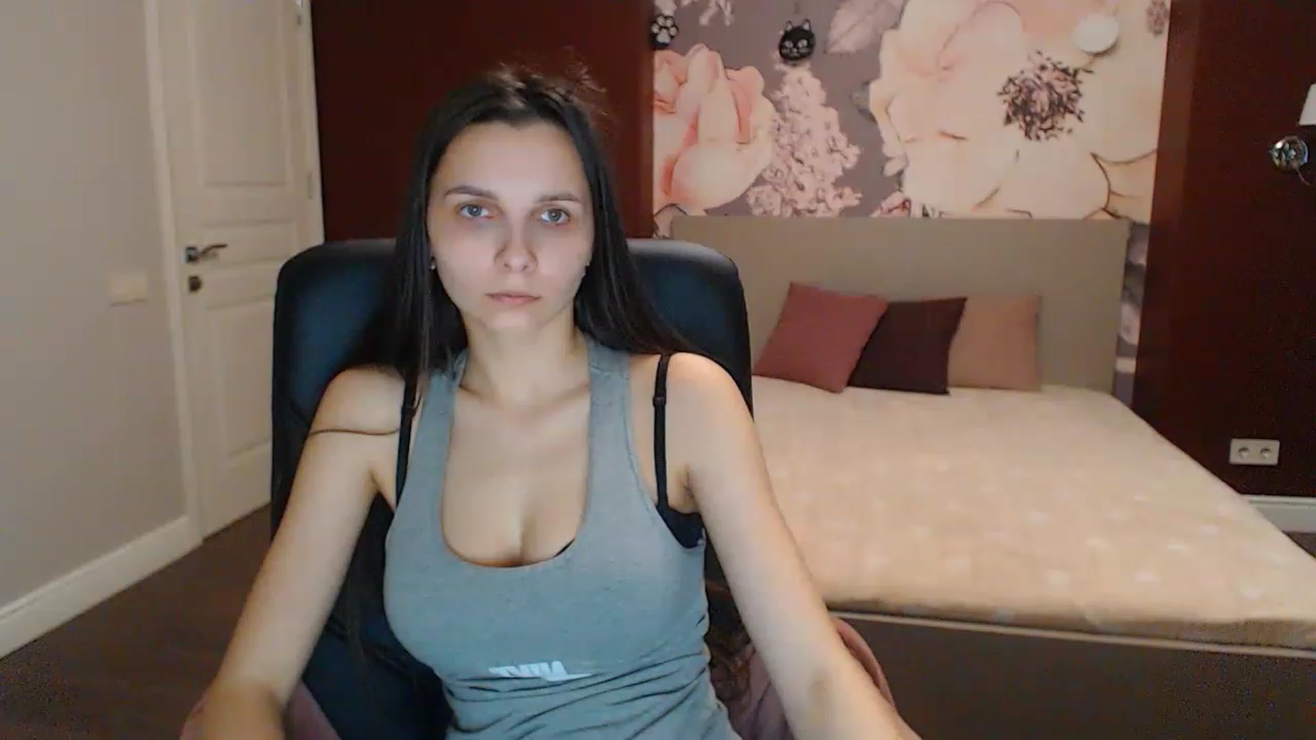 Karina_Mils video thumbnail