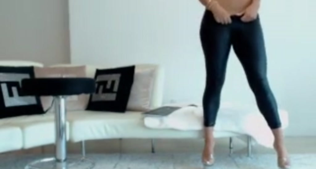 A_von_Tease video thumbnail