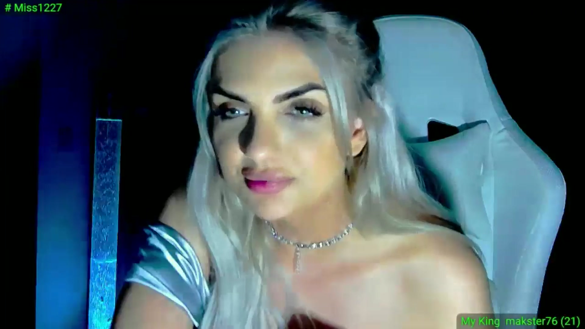 SunnyQueen video thumbnail