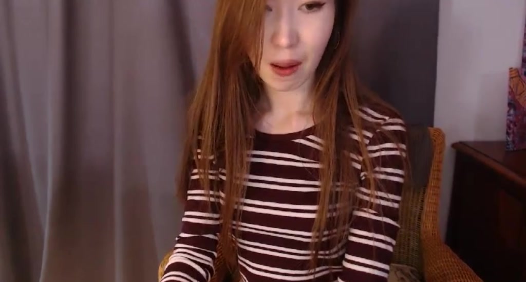 HoneySue video thumbnail